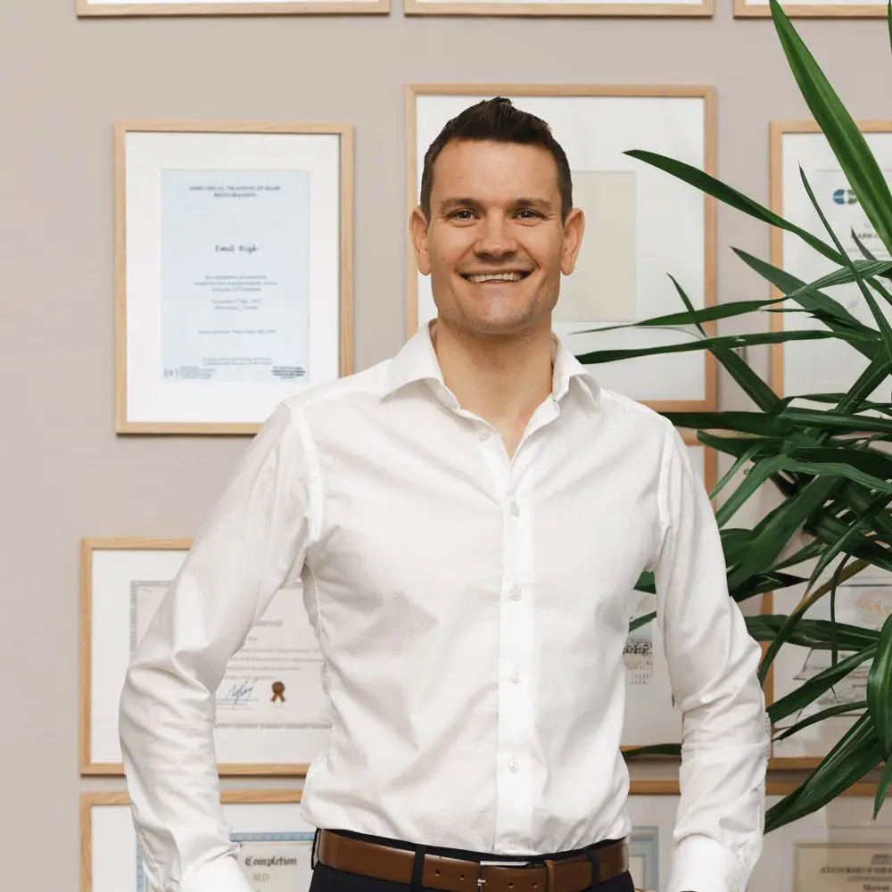 Dr. Martin Enger